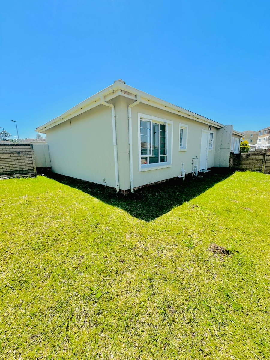 To Let 2 Bedroom Property for Rent in Gonubie Eastern Cape